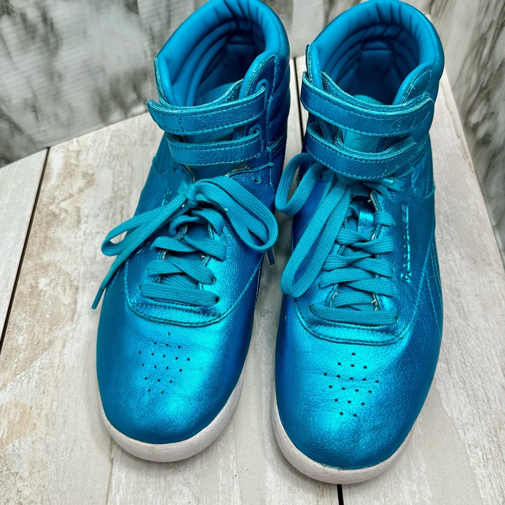 Reebok straps freestyle Metallic Blue sneakers